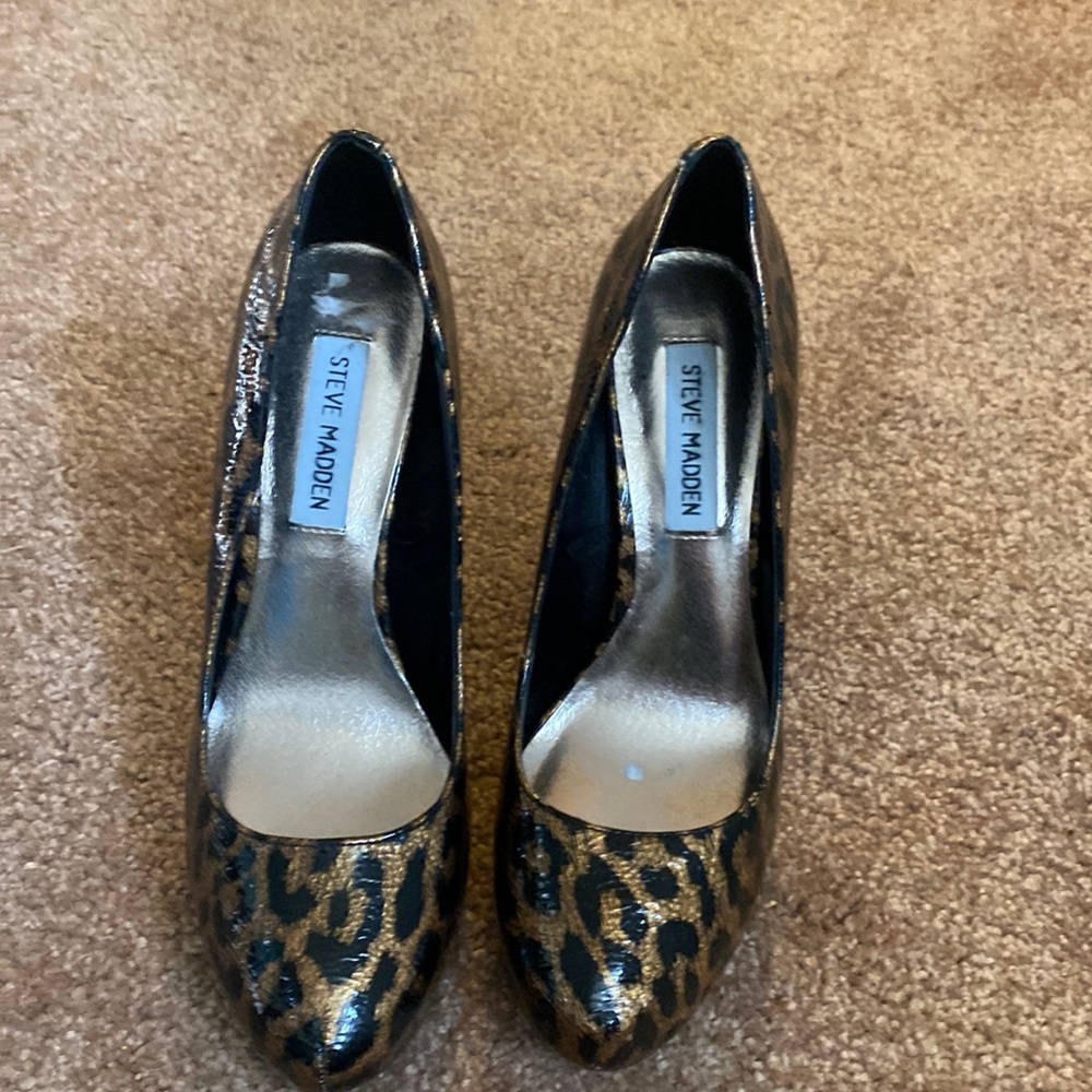 Steve Madden leopard cheetah print heels